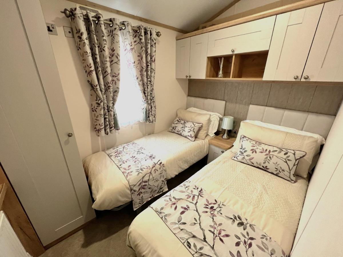 Hartland Apartment Lymington