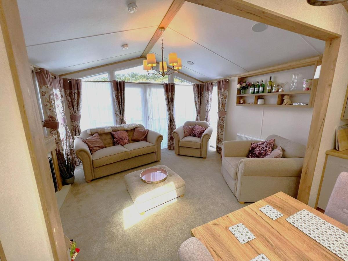 Hartland Apartment Lymington
