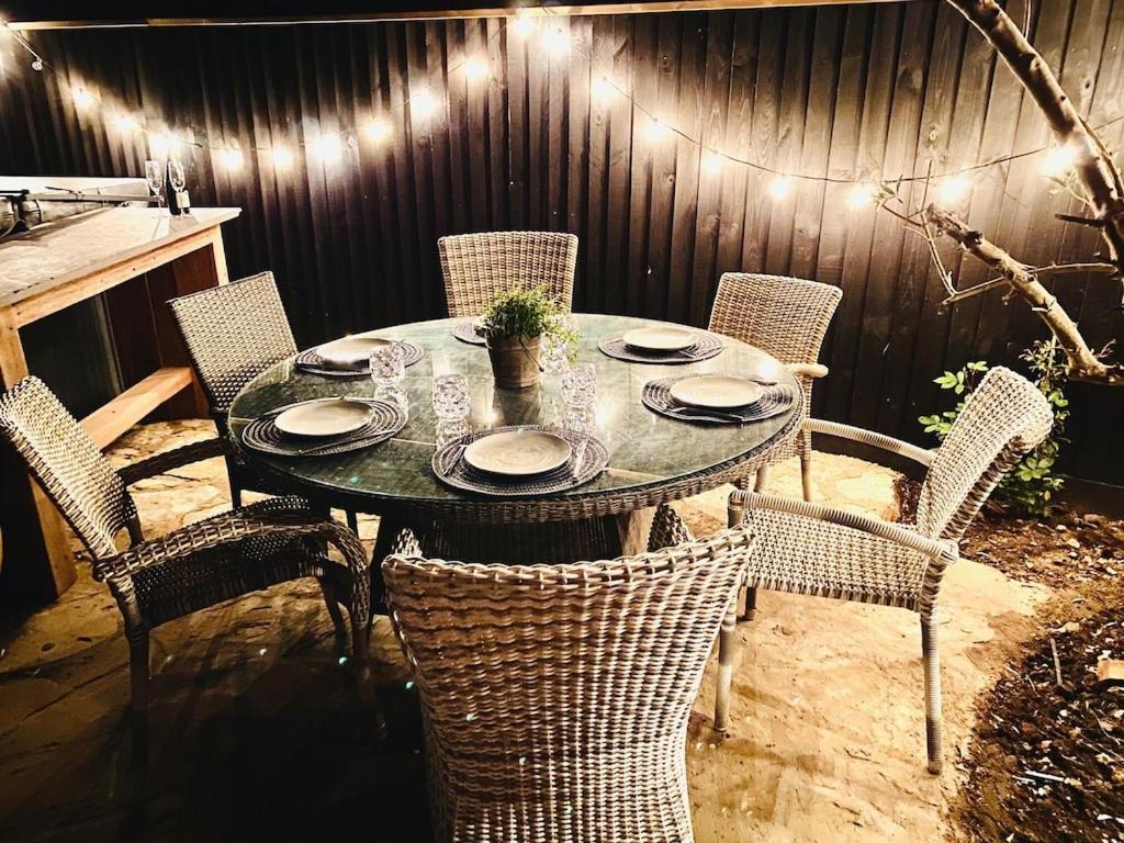Holiday home Beautiful 3 Bed In Lymington. Perfectly Located For Coast And New Forest *