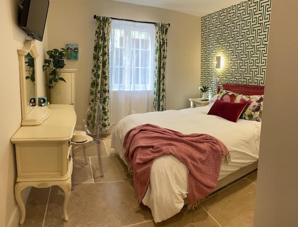 Holiday home Beautiful 3 Bed In Lymington. Perfectly Located For Coast And New Forest Lymington