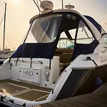 Y-Knot-Two Bedroom Luxury Motor Boat In Lymington