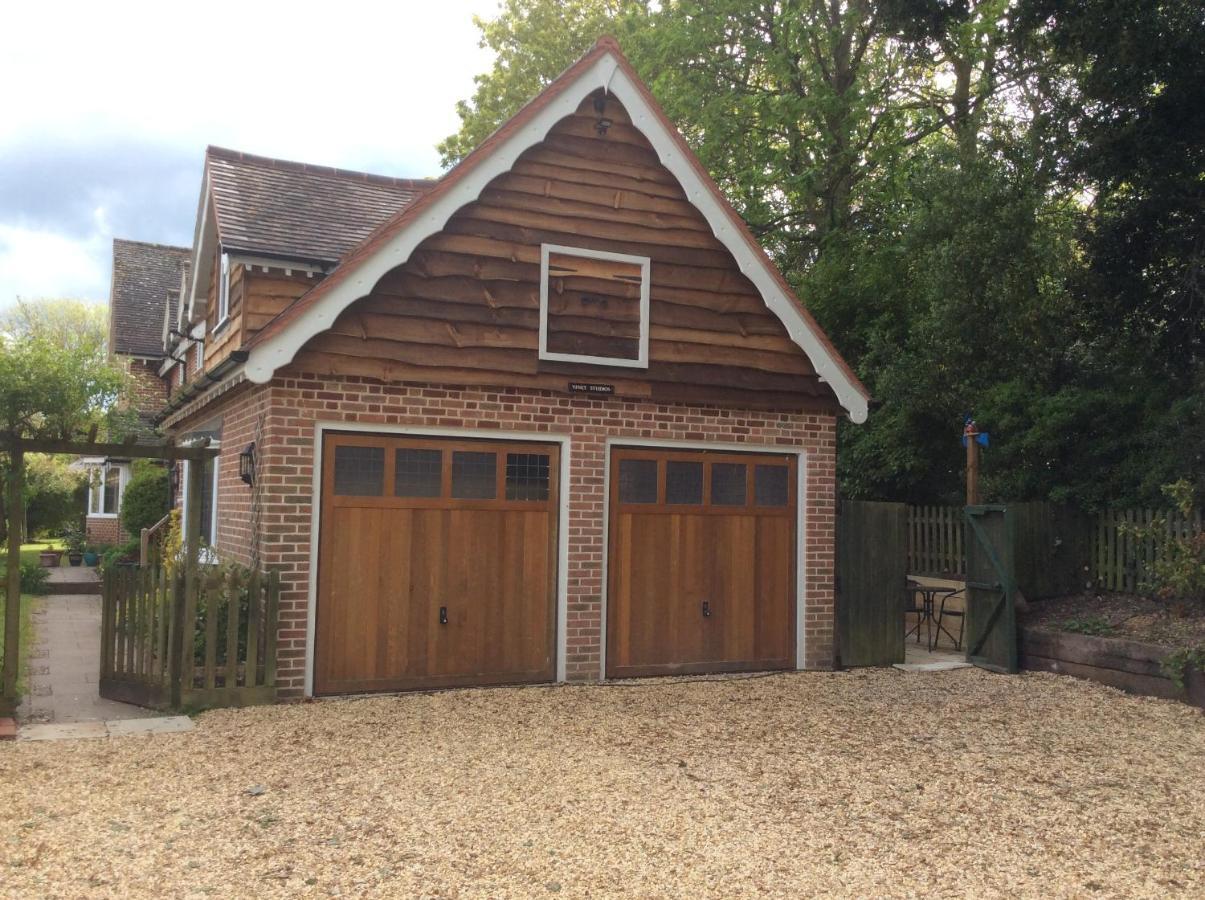 Viney Studio Two Lymington