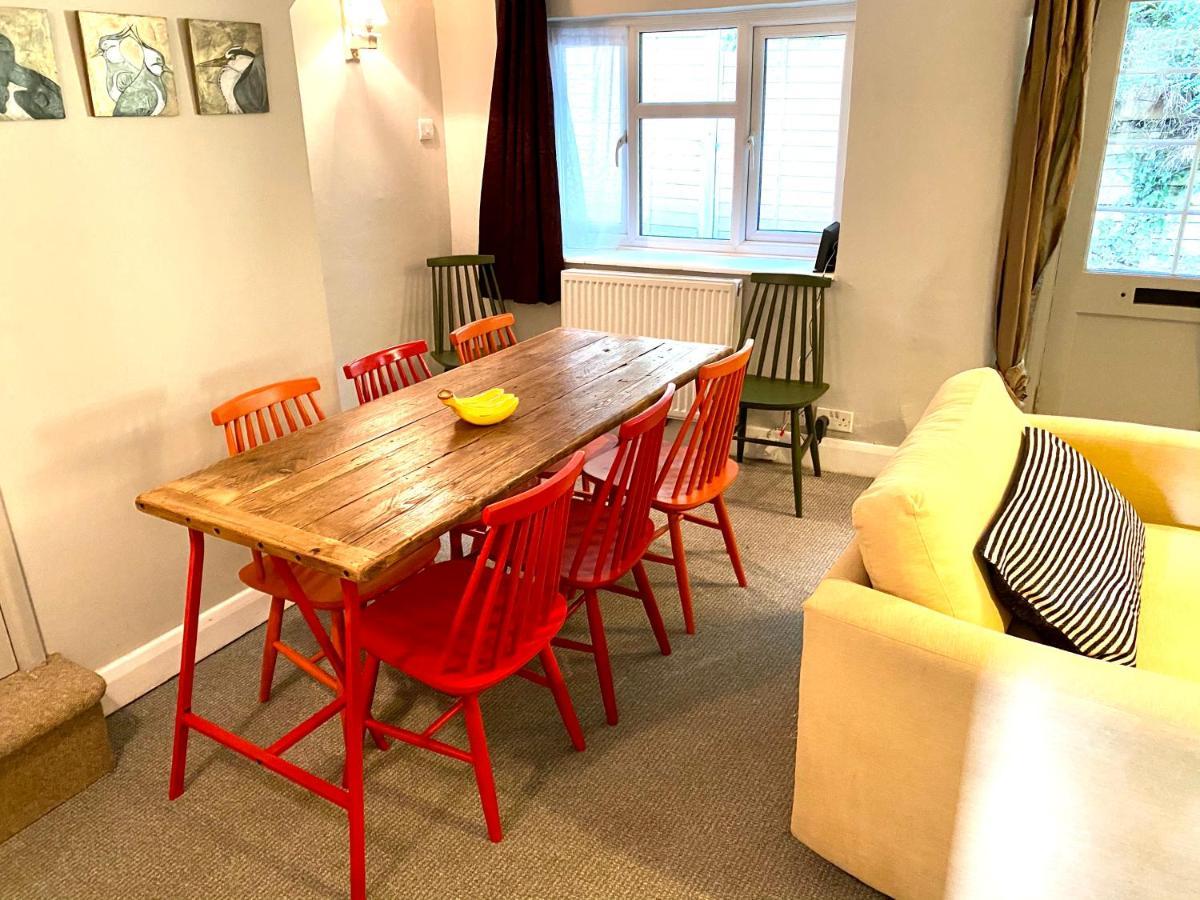 Holiday home Holly Tree - 3 Bedrooms And Large Garden With Optional Glamping Double Outside Lymington