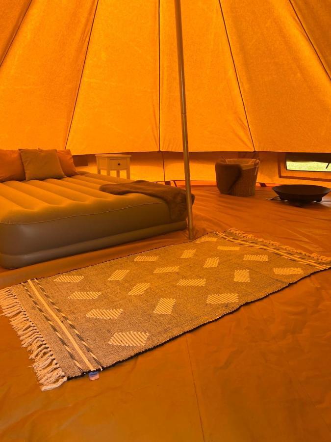 Rent A Tent *