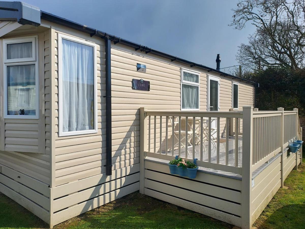 Shorefield Country Park Self-catering Campsite *