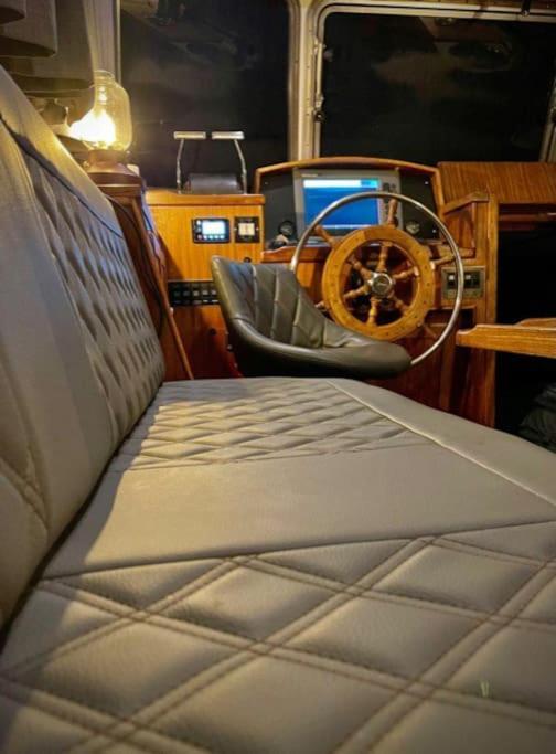 Motor Yacht Sea Wolf * Lymington