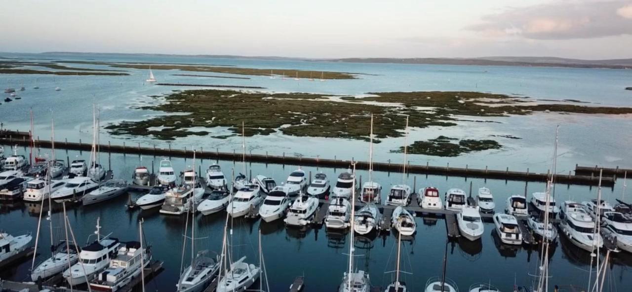 Motor Yacht Sea Wolf Botel