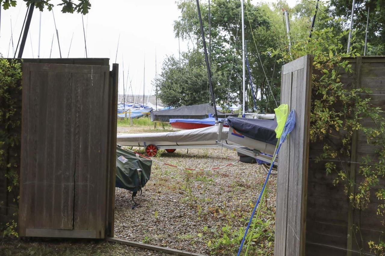 Holiday home The Boatshed