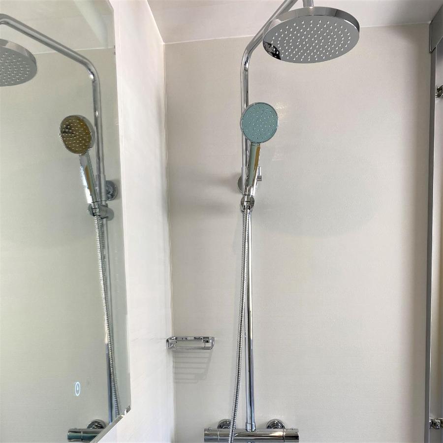 En-suite Nook Near Forest & Sea, Super Value With Fridge, Microwave And Tv