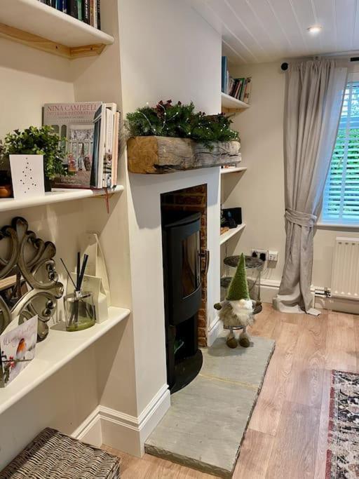 Seaside Spacious Cosy On The Edge Of The New Forest Holiday home Lymington