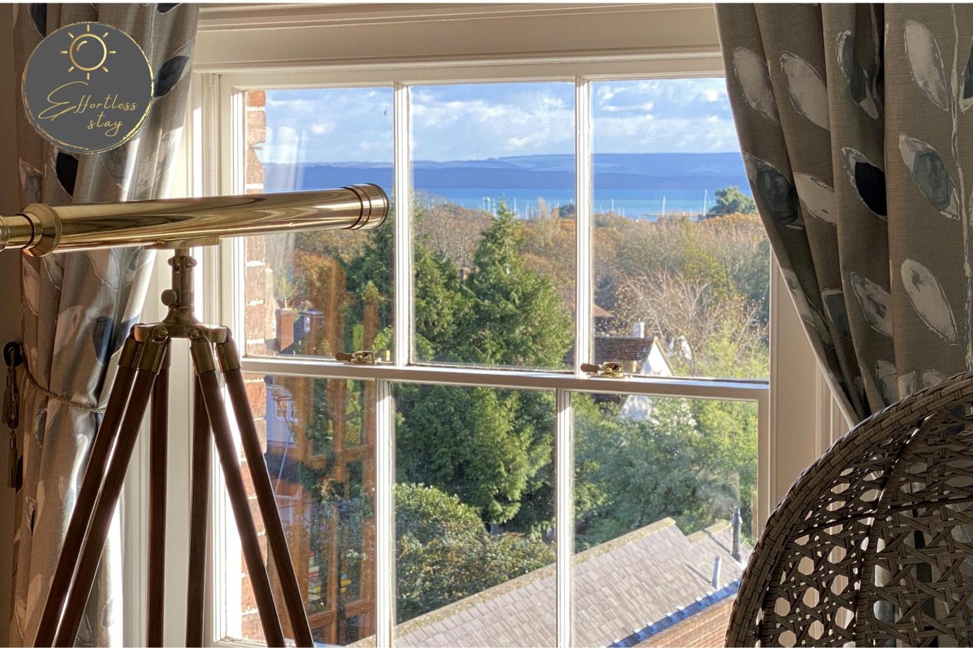 Apartment Leeward House -amazing Sea Views, Parking,high Street Location, Wifi *