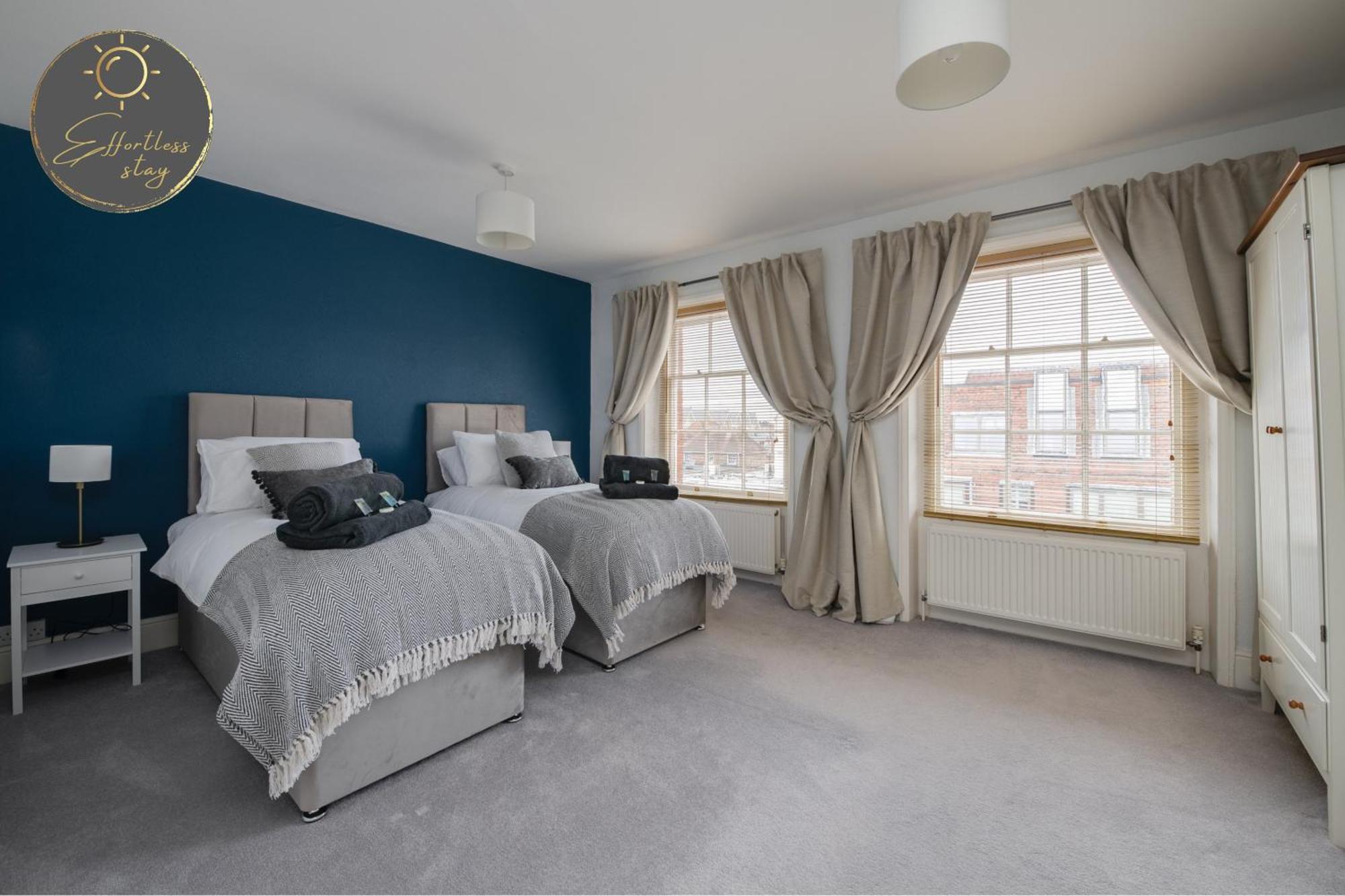 Apartment Leeward House -amazing Sea Views, Parking,high Street Location, Wifi Lymington