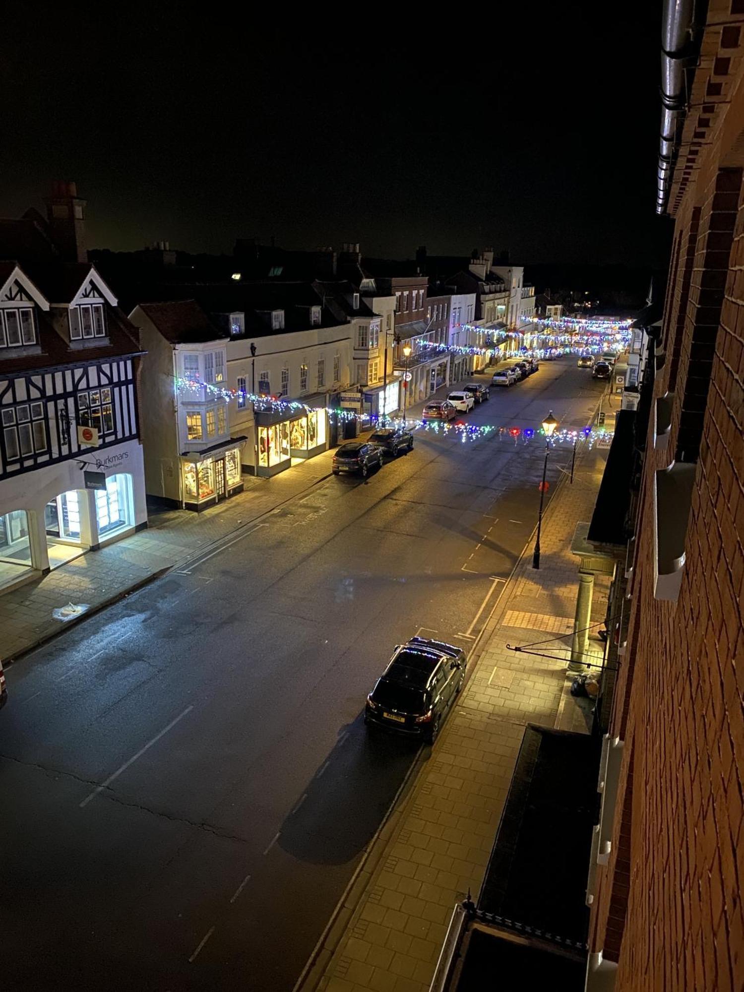 Leeward House -amazing Sea Views, Parking,high Street Location, Wifi Lymington
