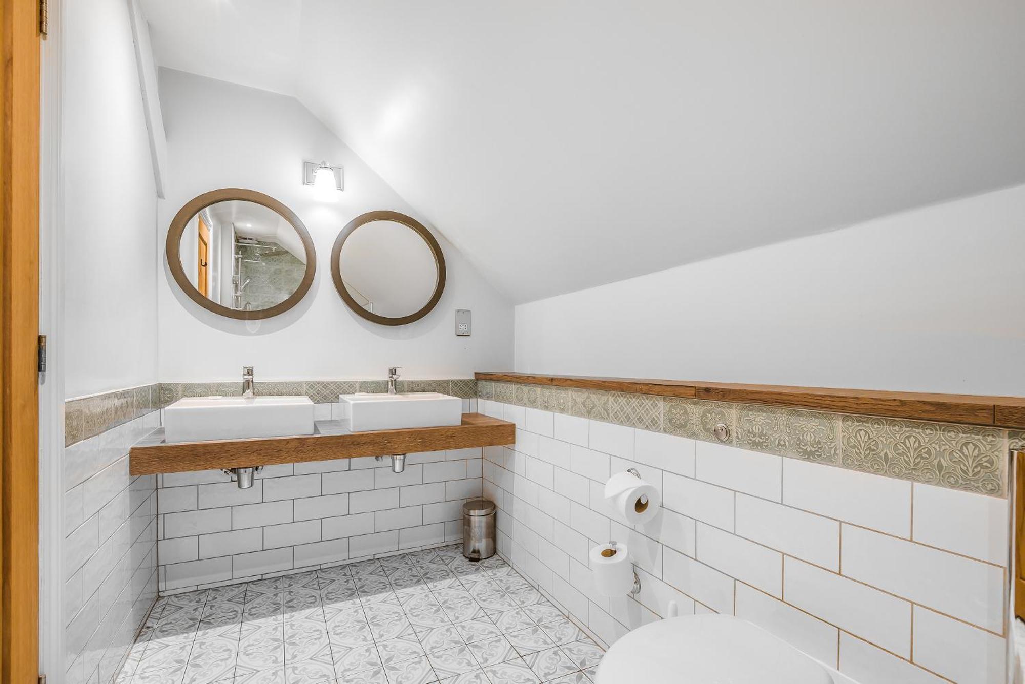 The Walhampton Arms Bed & Breakfast 3*