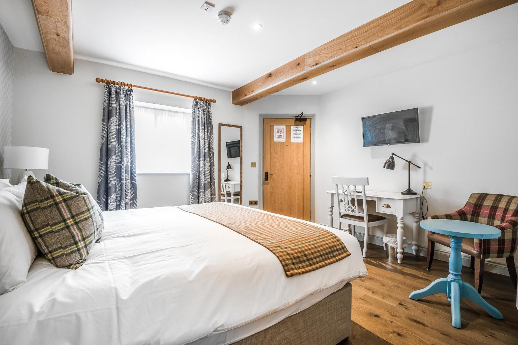 Bed & Breakfast The Walhampton Arms