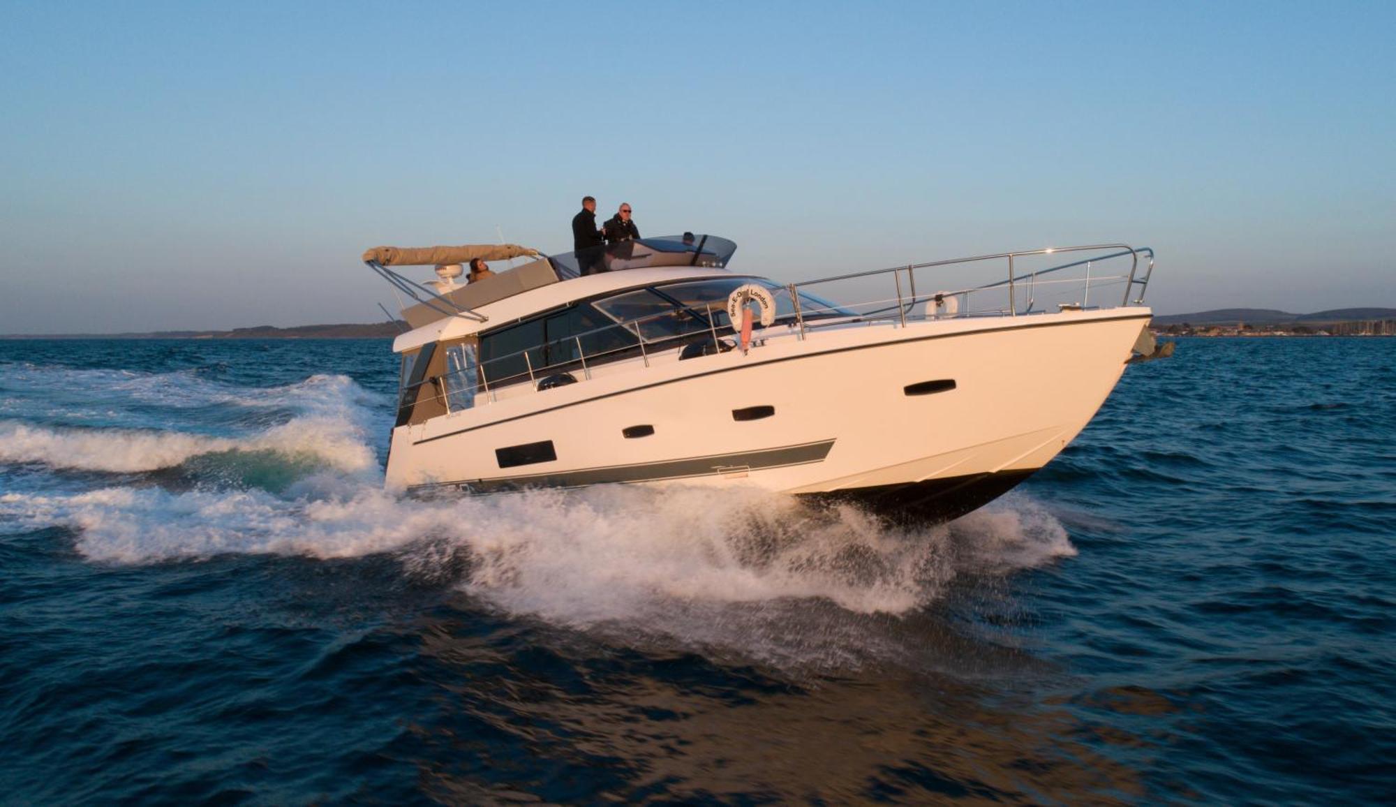 2br Heated Yacht, Centre, Beautiful View Botel