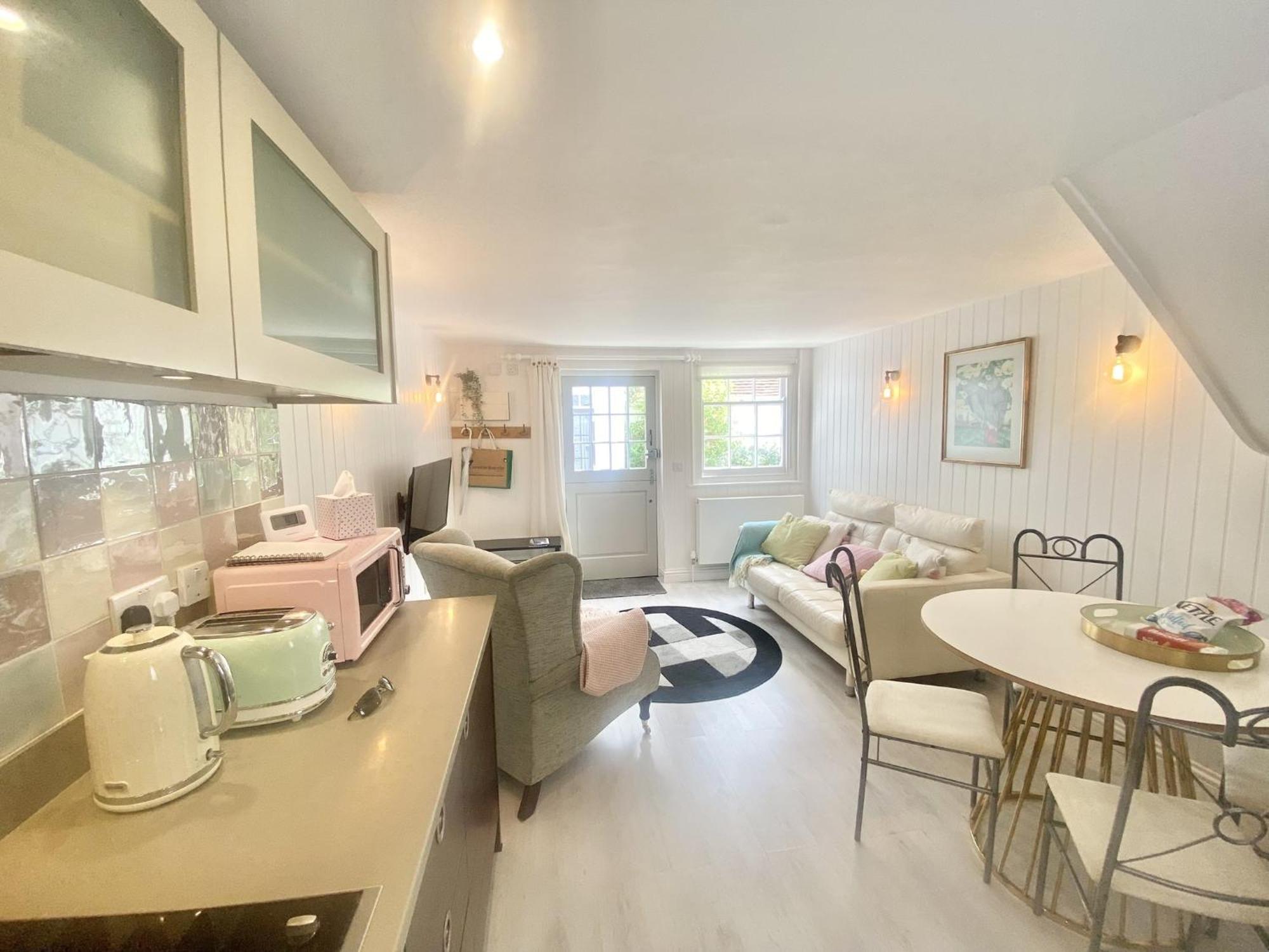 Stylish With Quay And River View * Lymington