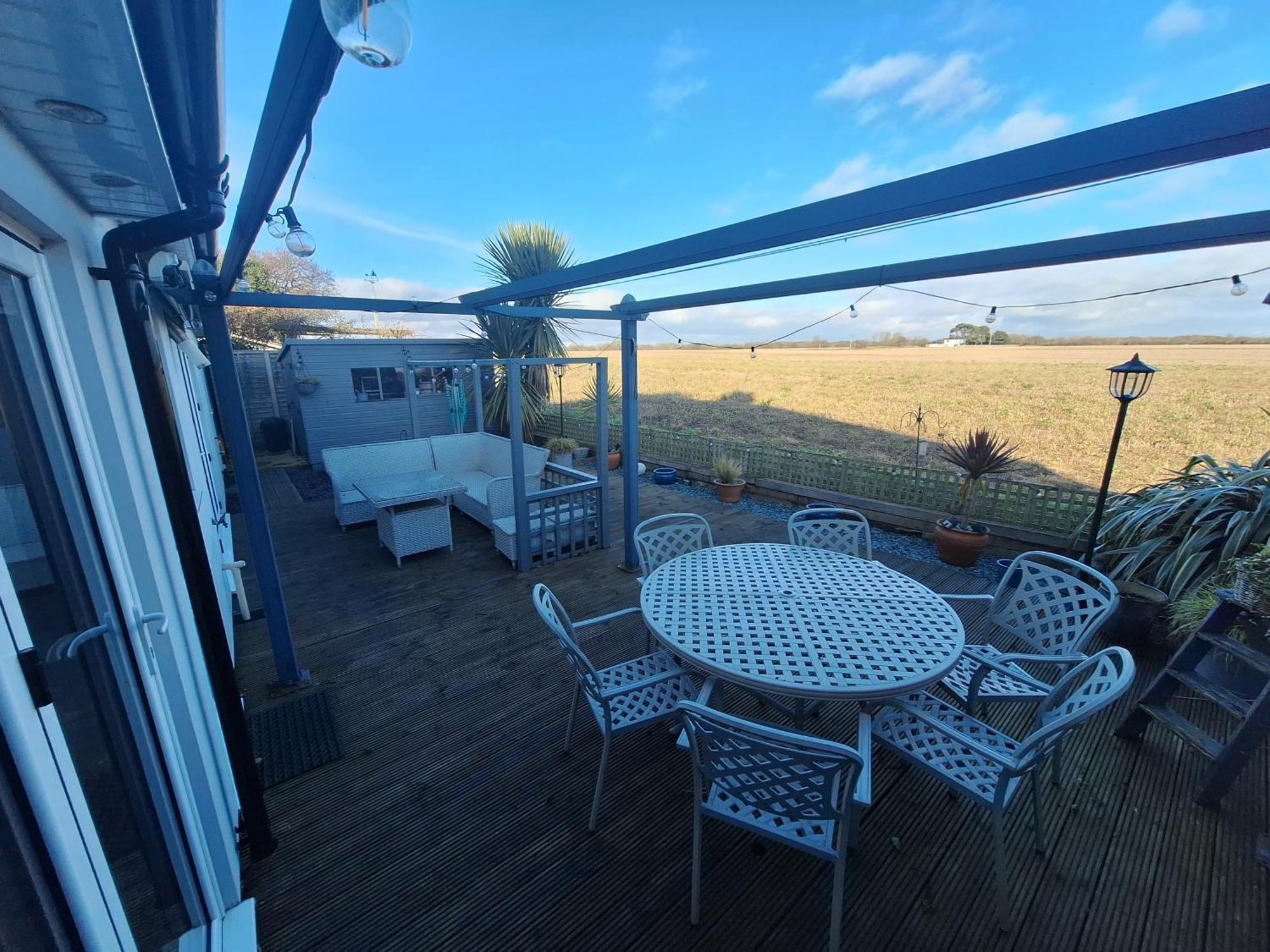 By The Sea, From Sleeps 6 Bed & Breakfast Milford on Sea
