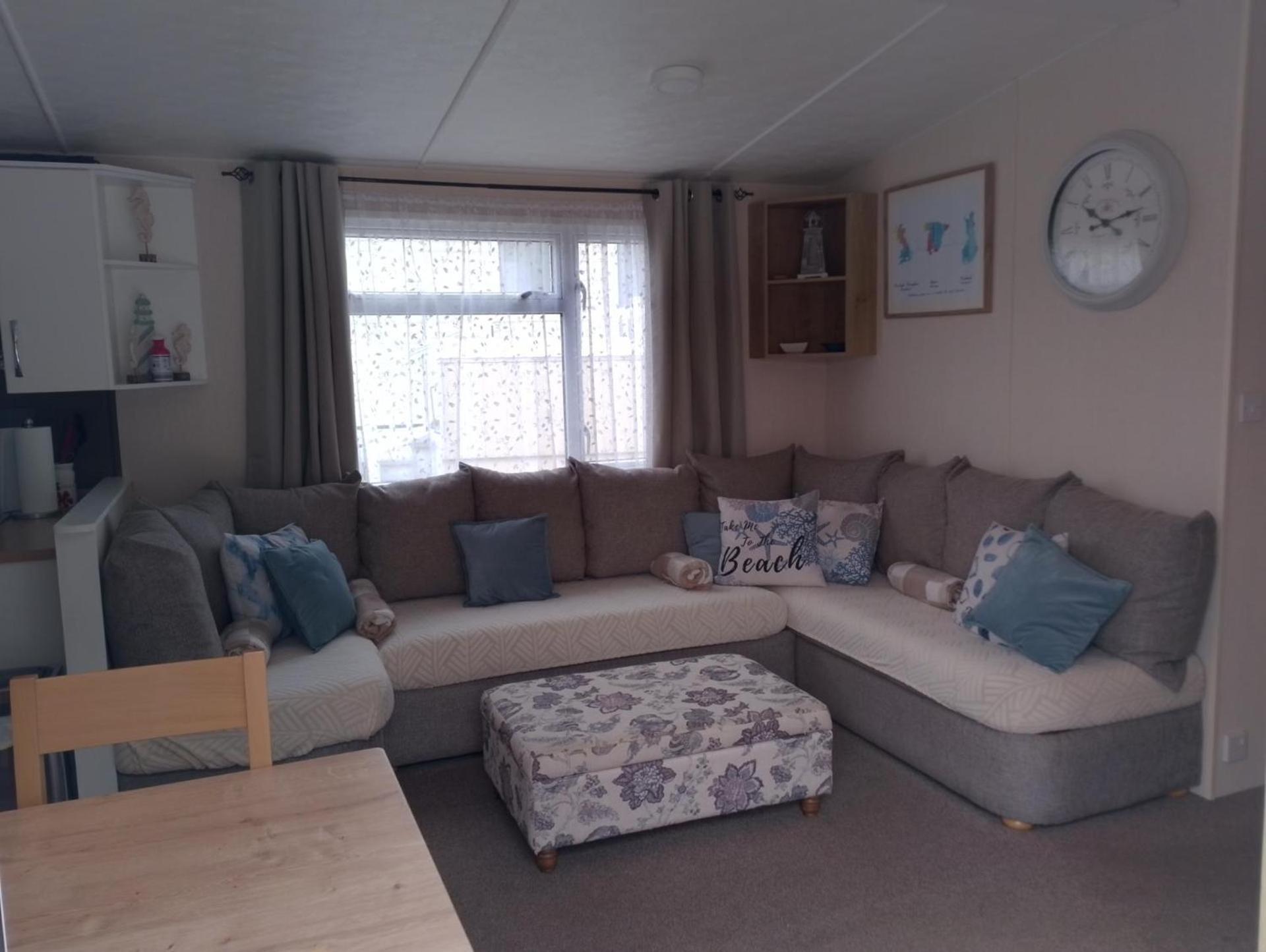 Shorefield Park 3 Beds Sleeps 6 Quiet Culdesac Holiday home *