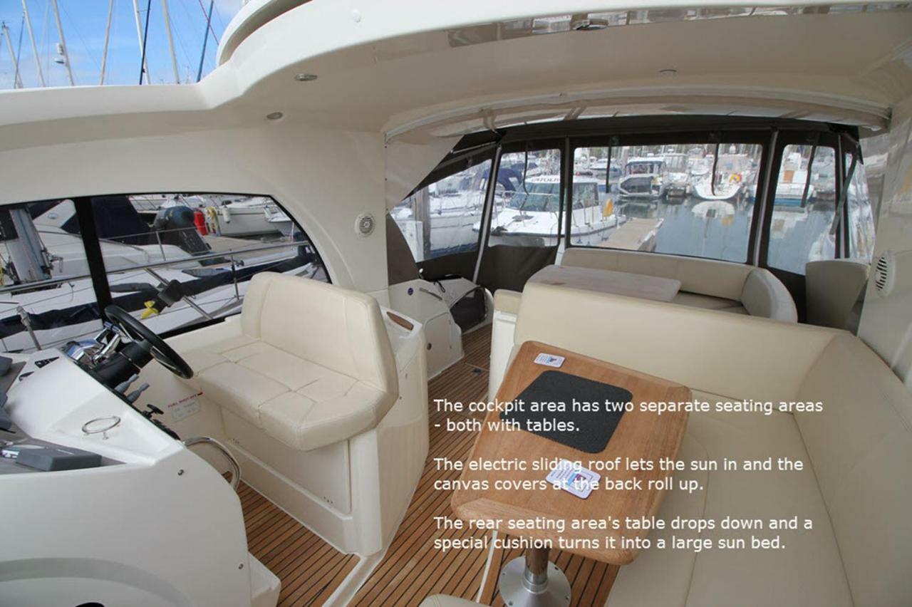 Zen Dog Luxury Motor Yacht