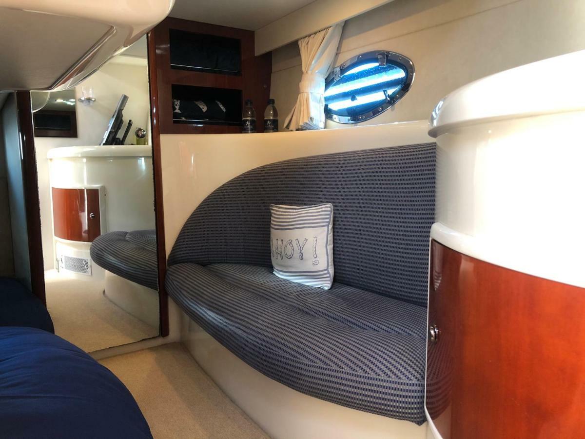 Y-knot-two Bedroom Luxury Motor Boat In *