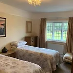 New Forest Spacious 2 Bed Flat