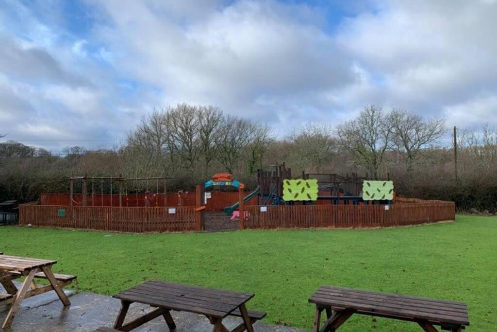 New Forest Spacious 2 Bed Flat * Lymington