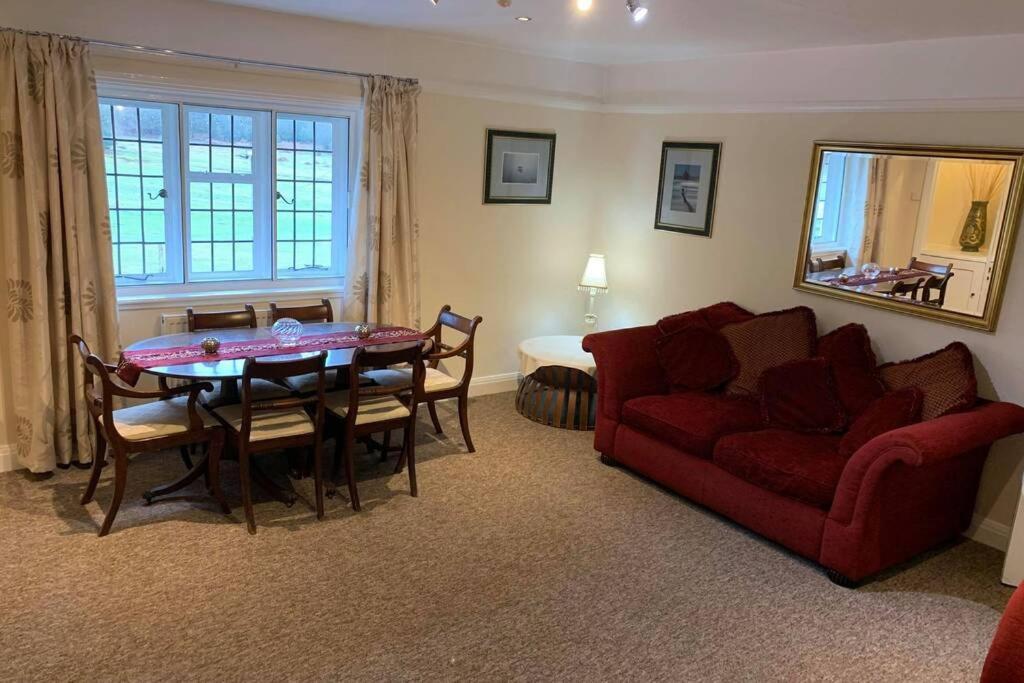 New Forest Spacious 2 Bed Flat * Lymington
