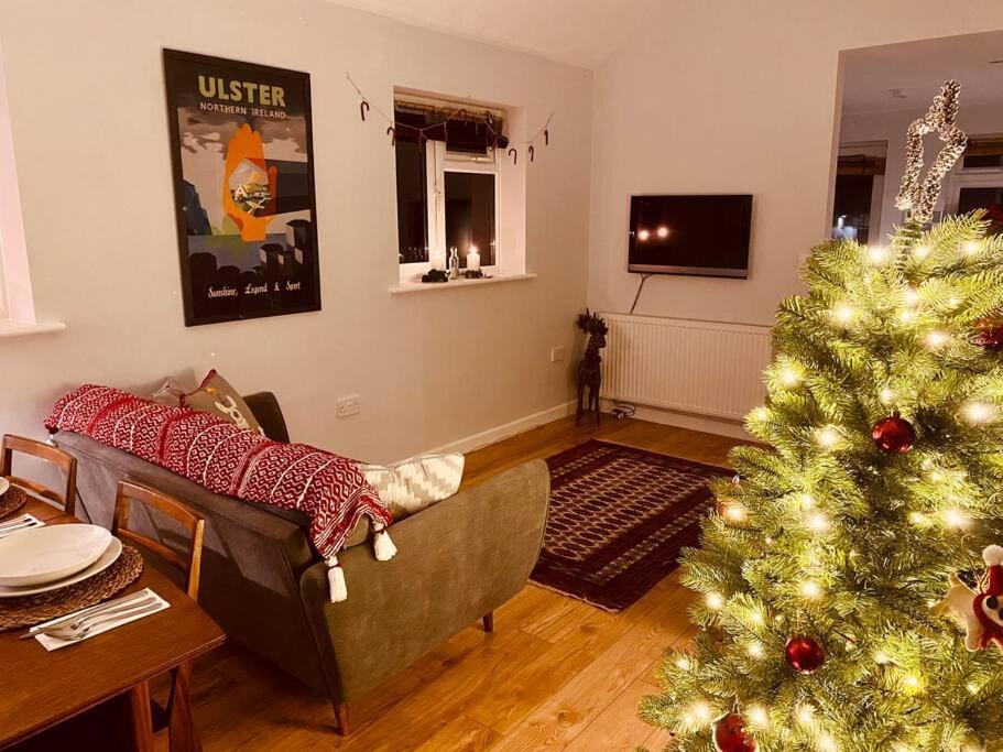 Quiet Coastal Cottage, Perfect For Walkers Due To Its Natural Location * Lymington