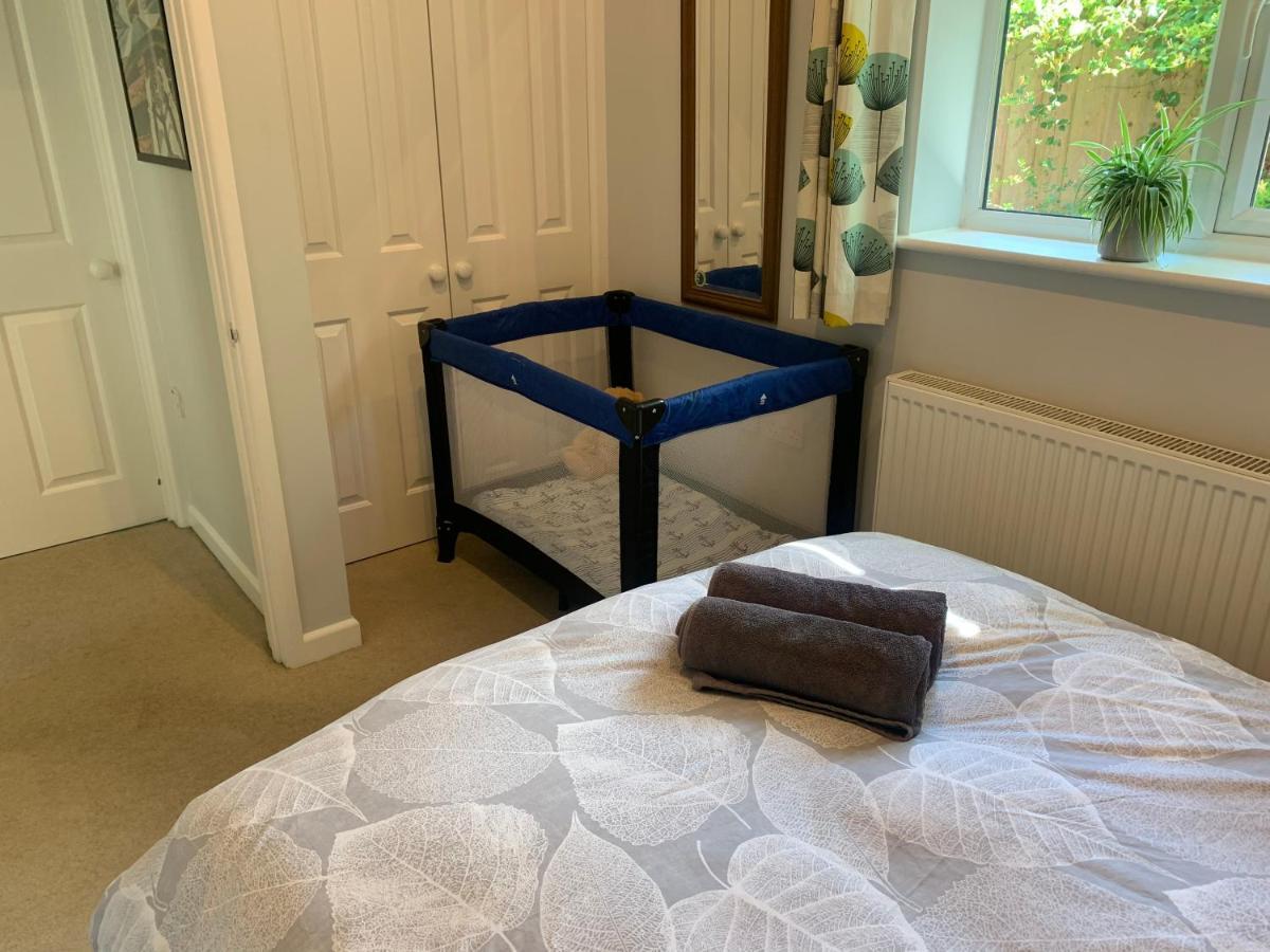 Holiday home Quiet Coastal Cottage, Perfect For Walkers Due To Its Natural Location *